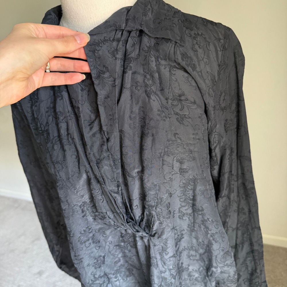 CP Shades Silk Navy Floral Damask Long Sleeve Collared Blouse Top Medium - Picture 4 of 11